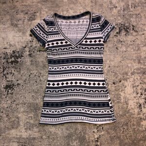 Wet Seal Navy and White Tribal Pattern Short Sleeve V Neck Tee Shirt